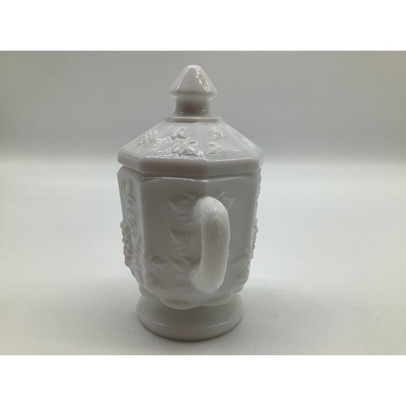 Westmoreland Paneled Grape Pattern Creamer and Covered Sugar Bowl - Picture 9 of 12